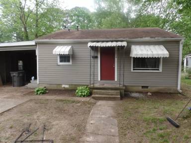Main picture of 1214 Haltom St