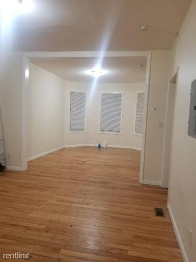 Main picture of 935 S 19th St