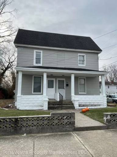 Main picture of 94 Railroad Ave