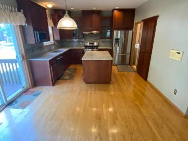 Main picture of 6350 Polaris Ln N