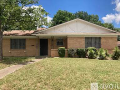 Main picture of 2425 Kristen Dr