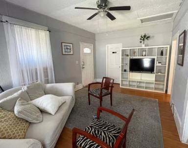Main picture of 1012 NW 4th Ave