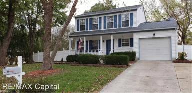 Main picture of 101 Saddle Dr