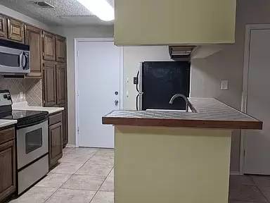 Main picture of 5619 Preston Oaks Rd