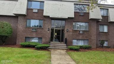 Main picture of 9 Hallmark Gdns