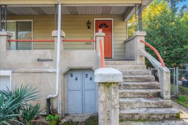 Main picture of 6424 NE Hassalo St