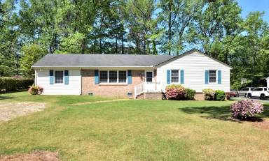 Main picture of 1640 Bridgedale Dr