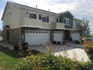 Main picture of 3030 Golden Vista Ave