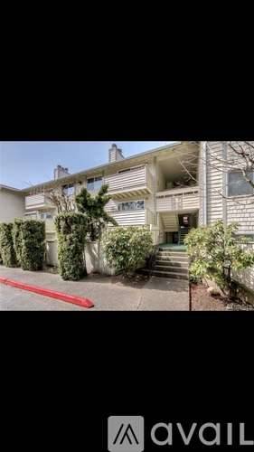 Main picture of 1972 NE 7th Ct