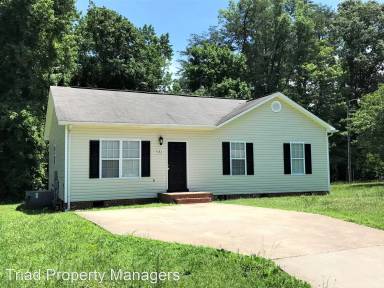 Main picture of 3604 Mizell Rd