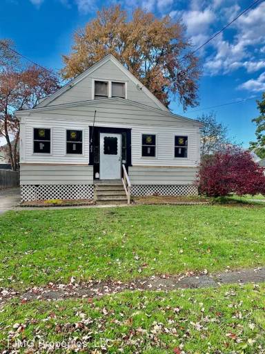 Main picture of 503 Berwick Rd S