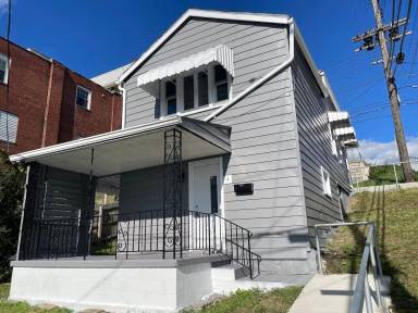 Main picture of 4 Copperfield Ave