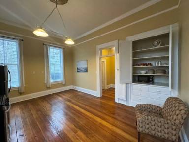 Main picture of 611 3rd St