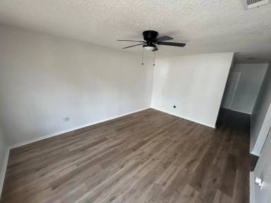 Main picture of 2809 N Highway 175