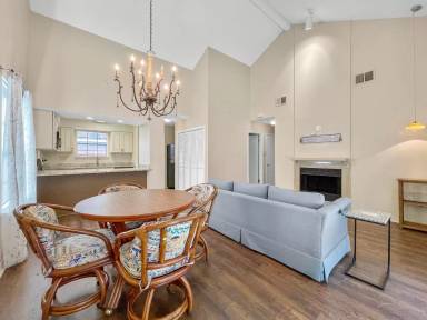 Main picture of 323 Cedarwood Dr