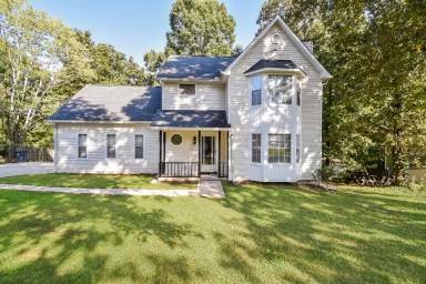 Main picture of 3736 Chapel Hill Rd
