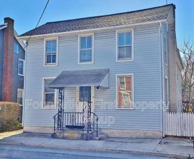 Main picture of 516 Main St