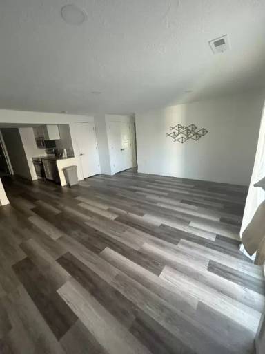 Main picture of 241 E Ridgeline Way