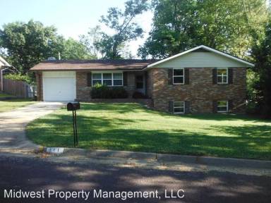 Main picture of 811 Sycamore Ln