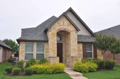 Main picture of 8624 Grassland Dr