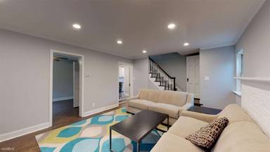Main picture of 907 23rd St S