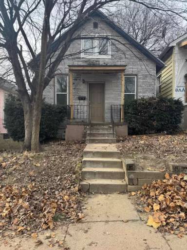 Main picture of 2916 S 17th St