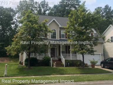 Main picture of 710 Fanning Way