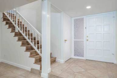 Main picture of 5212 Chablis Cir