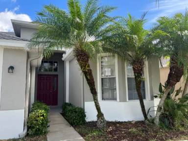 Main picture of 4624 Mapletree Loop