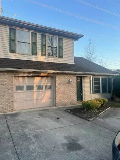 Main picture of 1095 Robinhood Ct