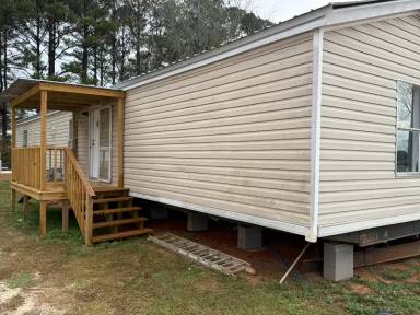 Main picture of 80 Redwood Ln