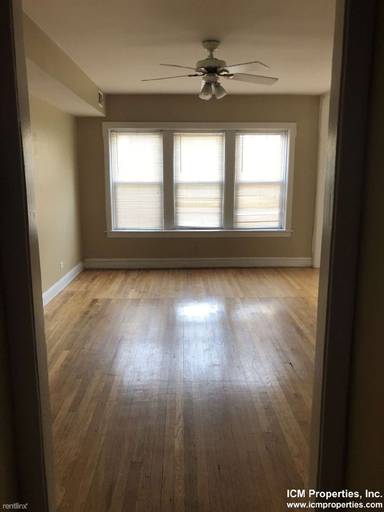 Main picture of 3521-29 N Broadway Apartments