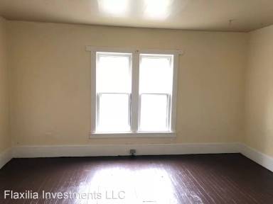 Main picture of 7418 Clement Ave
