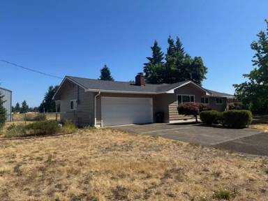 Main picture of 35633 Zephyr Way