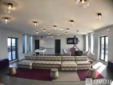 Main picture of 1033 W Loyola Apartments