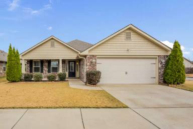 Main picture of 406 Otter Lagoon Dr SW