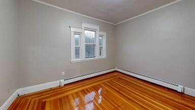 Main picture of 1011 Washington St