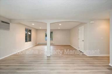 Main picture of 2607 N Lancaster Dr