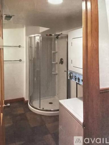 Main picture of 6236 Meadowood Ln