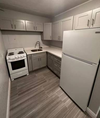 Main picture of 2490 NW 80th St