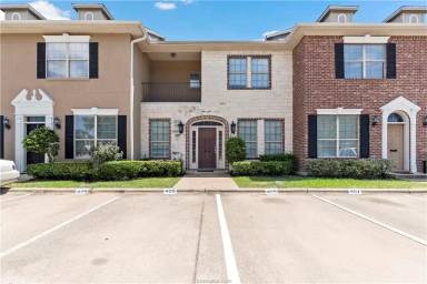 Main picture of 405 Forest Dr
