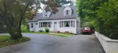 Main picture of 2216 Marsh Rd