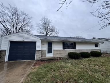 Main picture of 320 Magnolia Dr