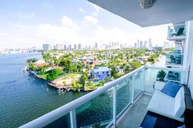 Main picture of Stratford House Condominium