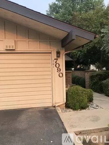 Main picture of 7090 N Teilman Ave