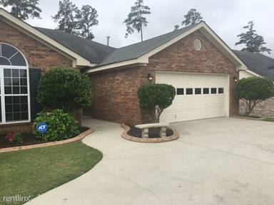 Main picture of 1317 Royal Oak St