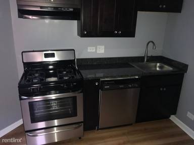 Main picture of 1140 W 18th St