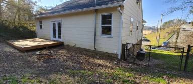 Main picture of 118 Sweetland Dr