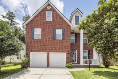 Main picture of 1689 Wayah Dr