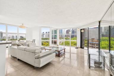 Main picture of Brickell Place Condo